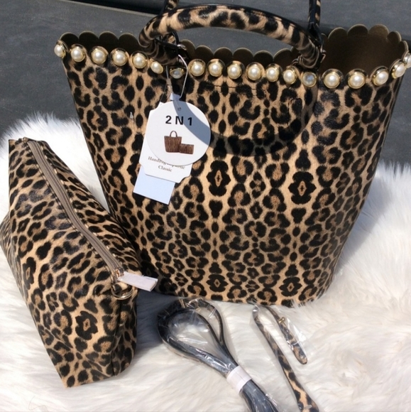 Leopard Pearl Handbag with Crossbody Purse and Dustbag - Picture 1 of 8